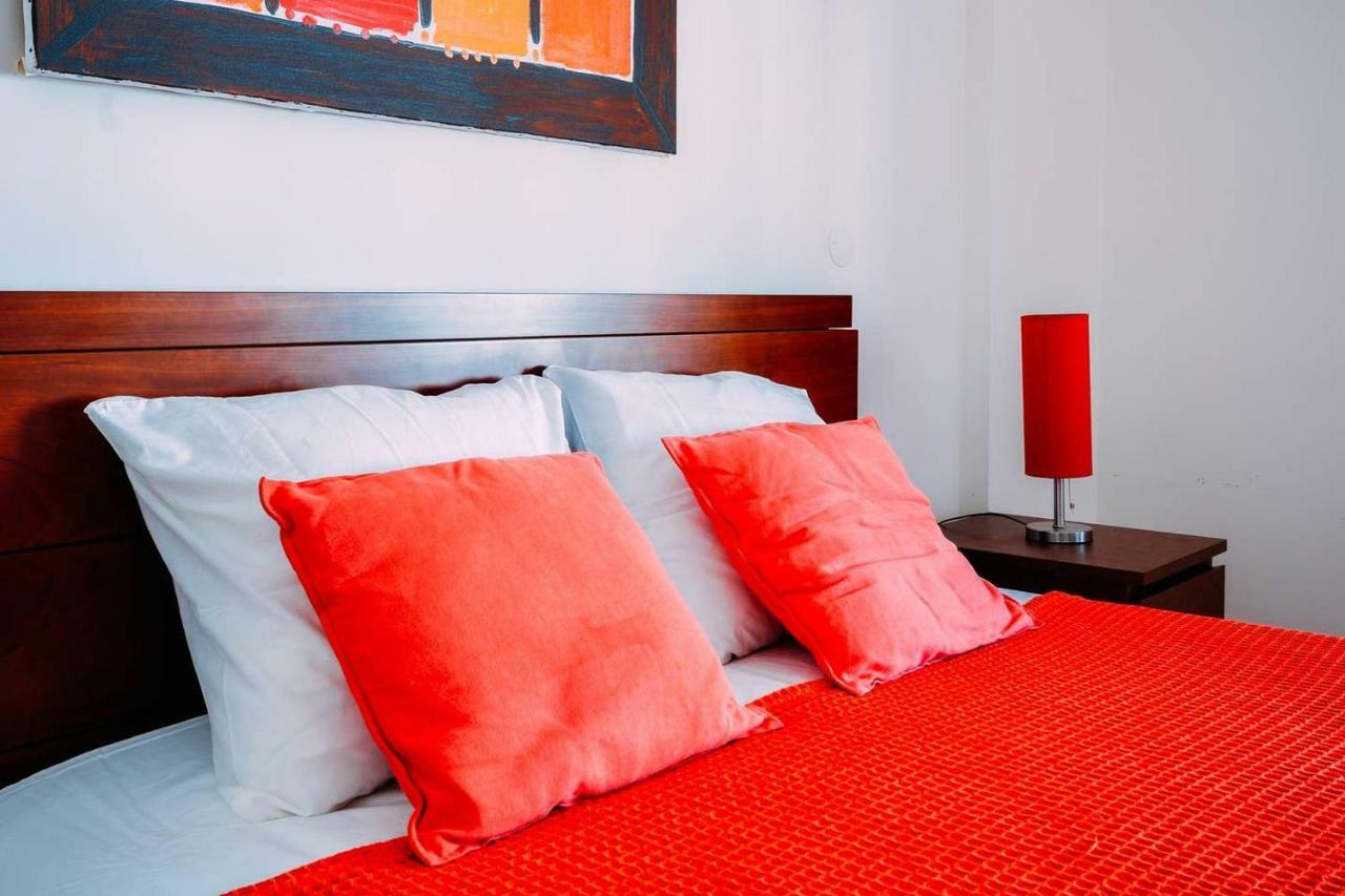 Fantastic Seaside Family Apartment With Pool Parede Εξωτερικό φωτογραφία