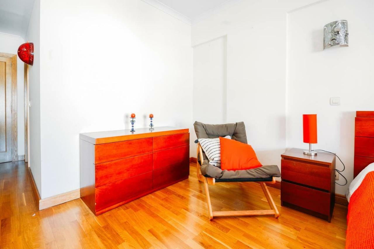 Fantastic Seaside Family Apartment With Pool Parede Εξωτερικό φωτογραφία